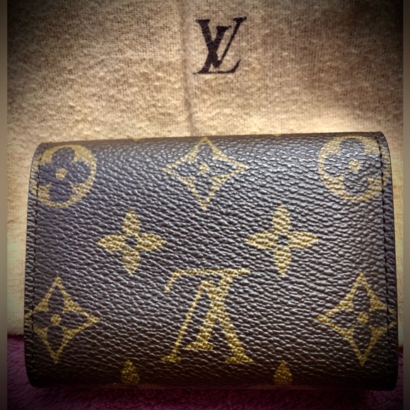 Louis Vuitton Small Wallet - Picture 3 of 12